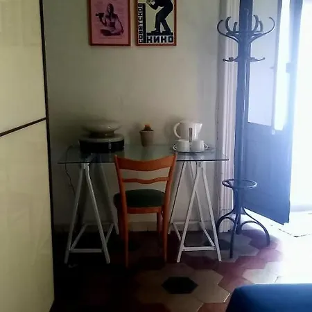Emma And Carlo's *